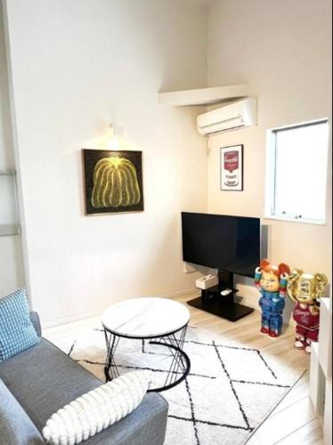 Higashi Apartment | アートハウス