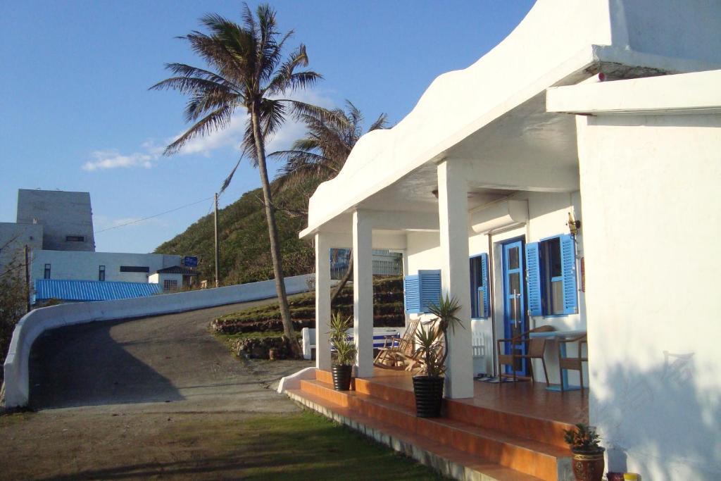Hualien Cabin | 藍白舍
