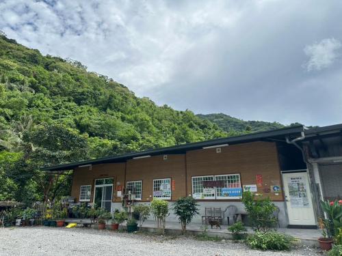 Jinfeng Bed & Breakfast | 蘭姐的民宿