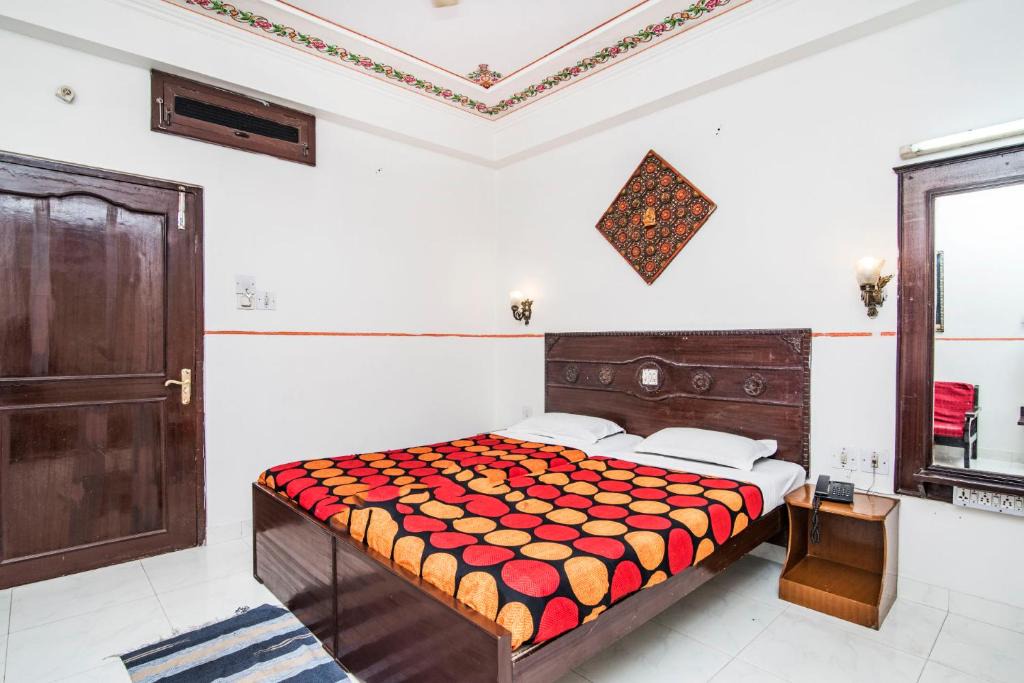 Gopalbari House | 1 BR Heritage in Gopalbari, Jaipur (2E54), by GuestHouser