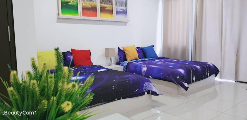 Shah Alam Apartment | 1 Trefoil Setia Alam 4 pax 1min to Setia City Mall