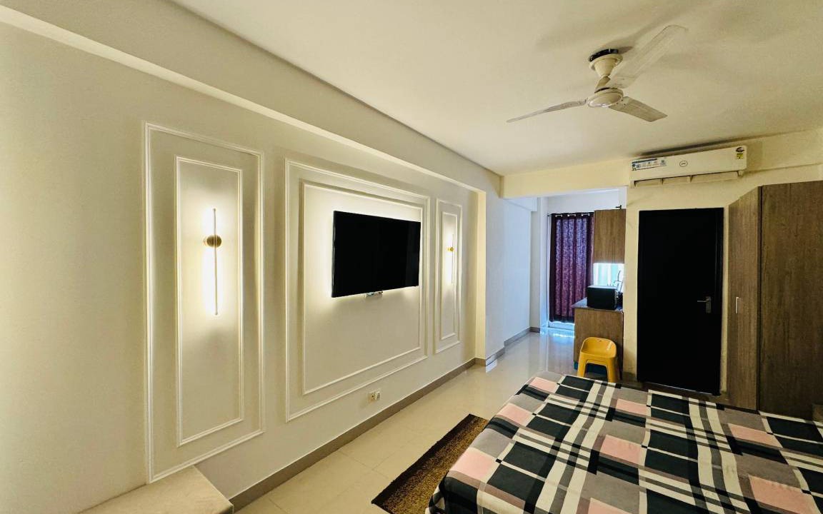 Ghaziabad Apartment | 100 m² Apartment ∙ 4 guests