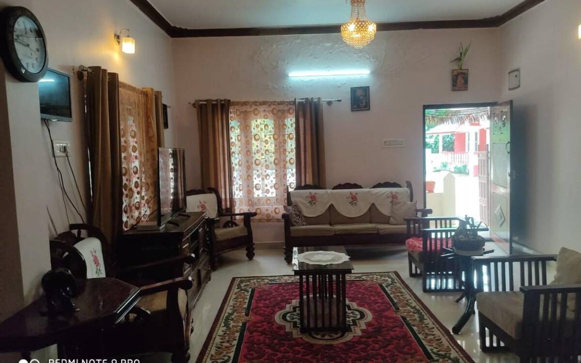 Madikeri House | 100 m² House ∙ 4 bedrooms ∙ 15 guests