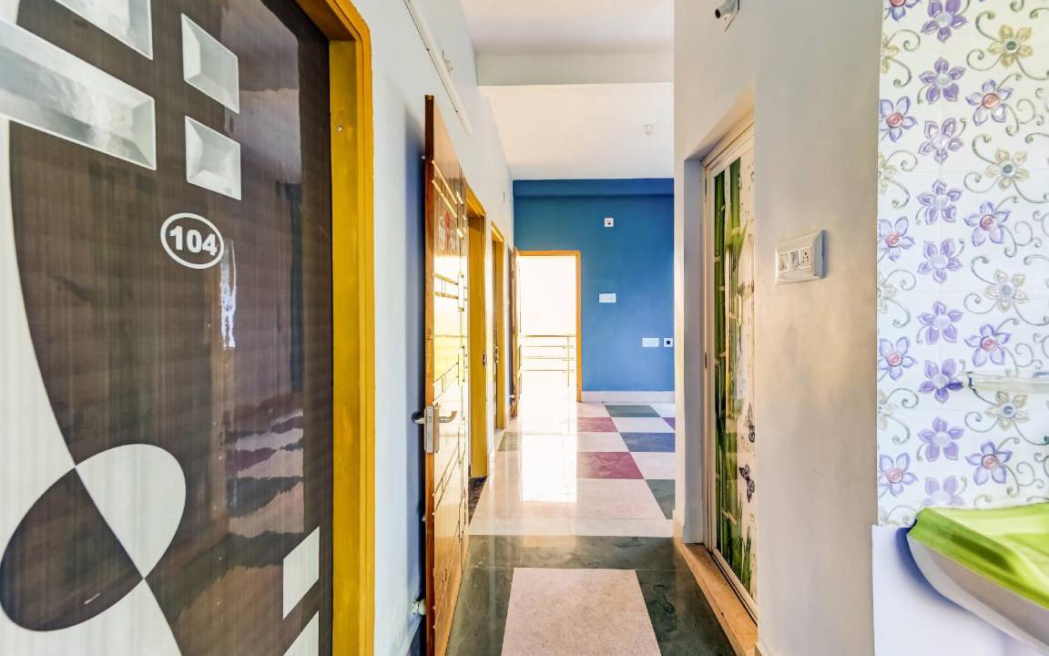 Bhubaneshwar Hotel | 11 m² Hotel ∙ 3 guests