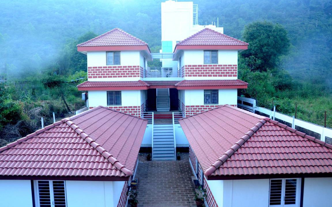 Panhala Resort | 120 m² Resort ∙ 4 guests