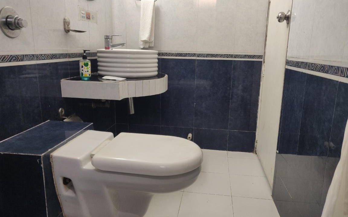Bandra East Apartment | 130 m² Apartment ∙ 4 bedrooms ∙ 12 guests