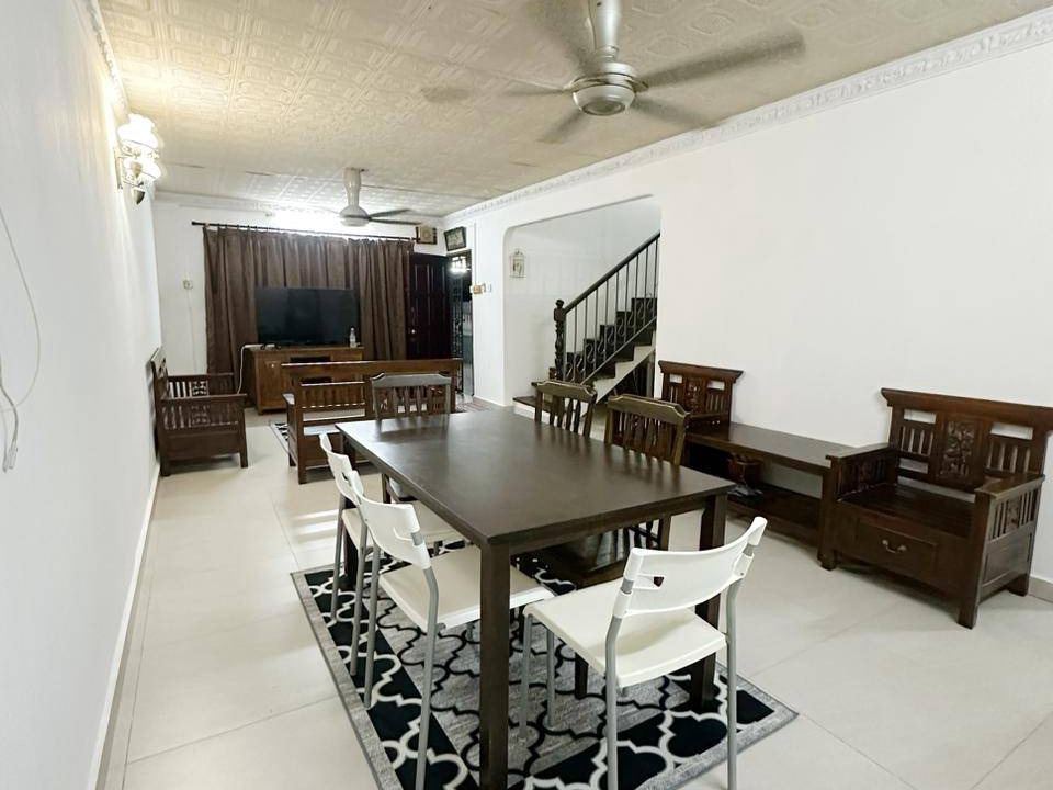 Seri Kembangan House | 133 m² House ∙ 3 bedrooms ∙ 12 guests