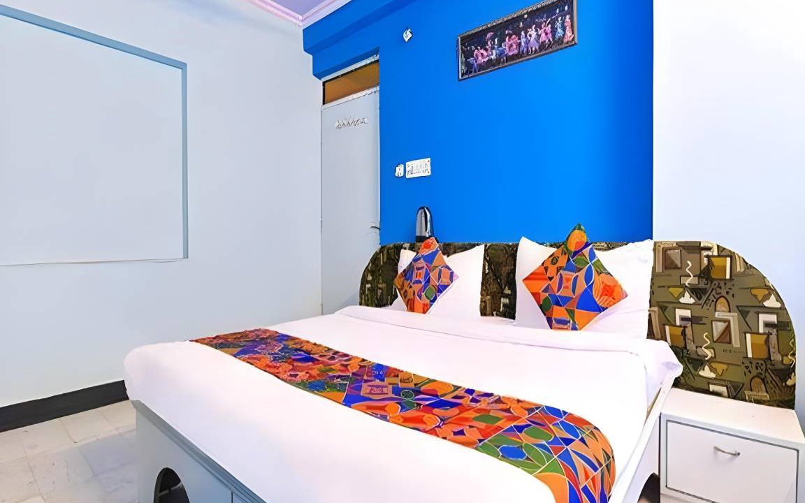 Bani Park Hotel | 150 m² Hotel ∙ 2 guests
