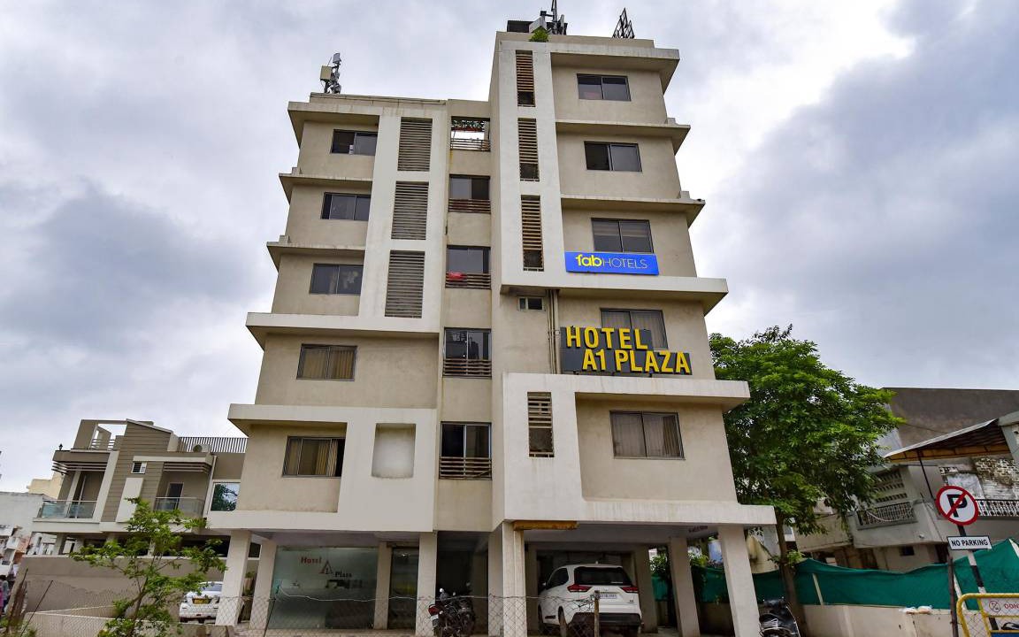 Ahmedabad Hotel | 150 m² Hotel ∙ 2 guests