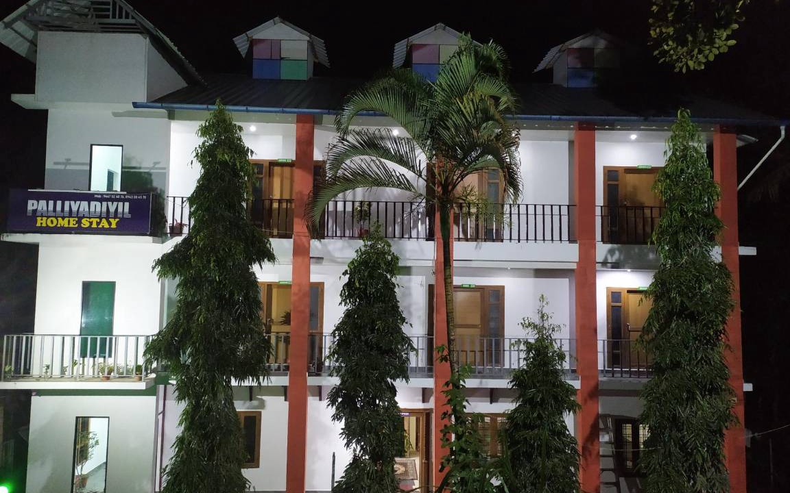Pirmed House | 1500 m² House ∙ 6 bedrooms ∙ 2 guests