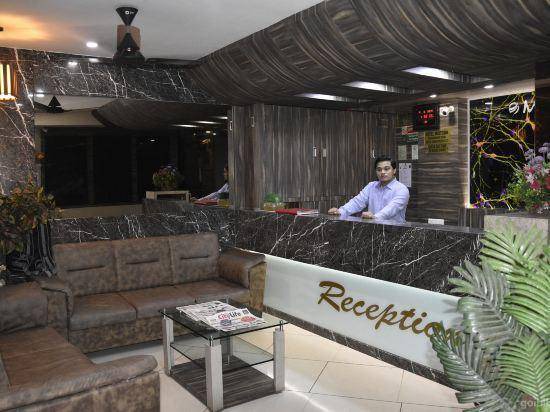 Ahmedabad City Centre Apartment | 16 m² Apartment ∙ 3 guests