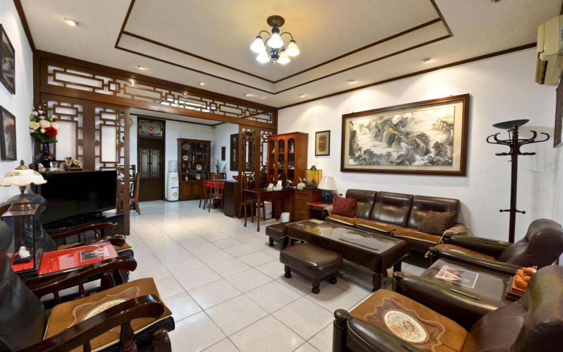 East District Hotel | 168 m² Motel ∙ 5 bedrooms ∙ 20 guests