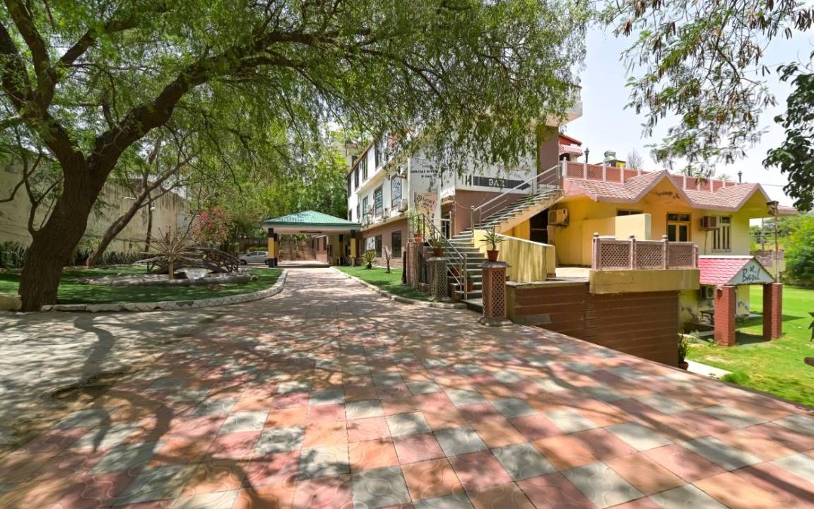 Shyam Nagar Resort | 175 m² Resort ∙ 5 guests