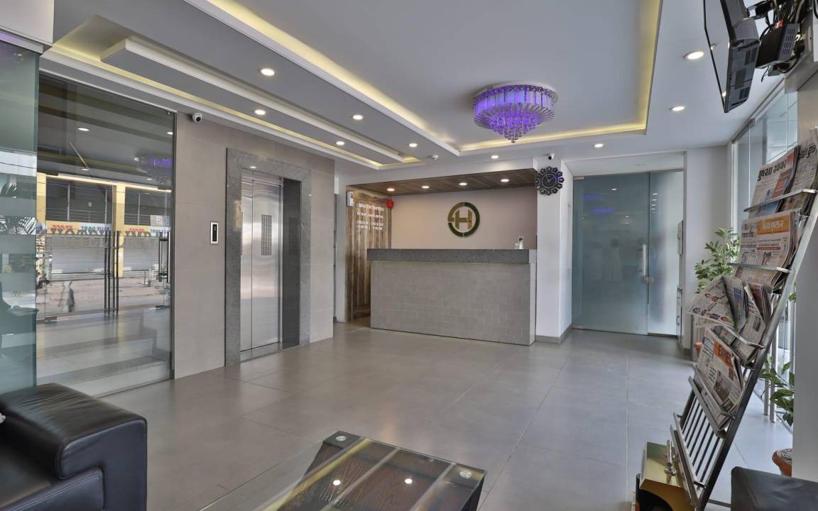 Sayajiganj Hotel | 19 m² Hotel ∙ 4 guests