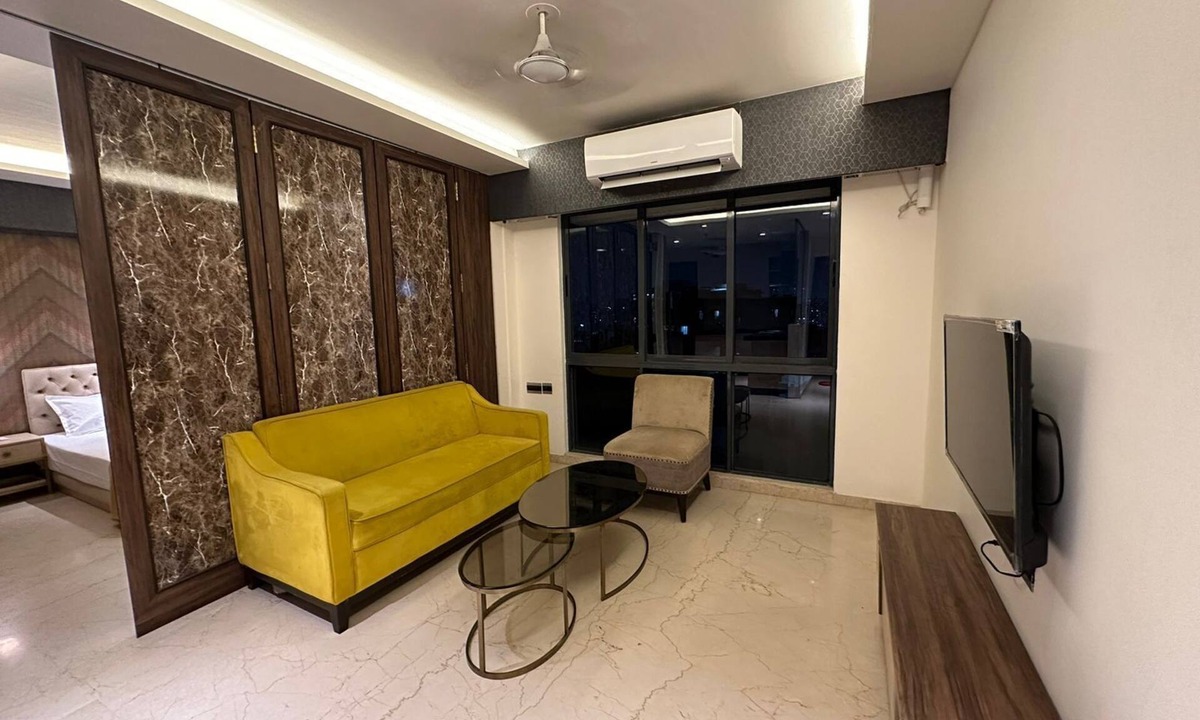 Kurla Apartment | 1BR Service Apartment C-1201 BKC By Florastays