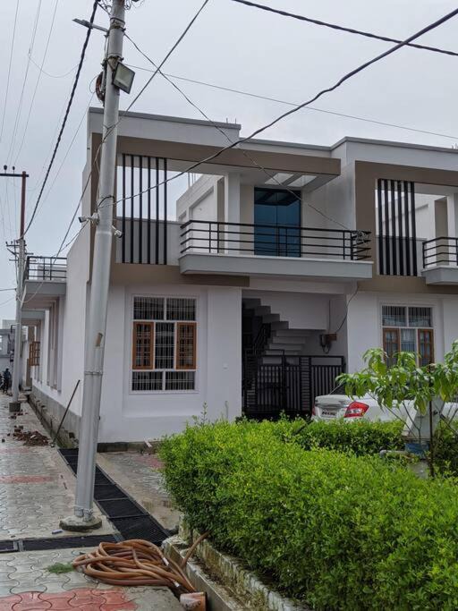 Auli Villa | 2-Bedroom park facing villa