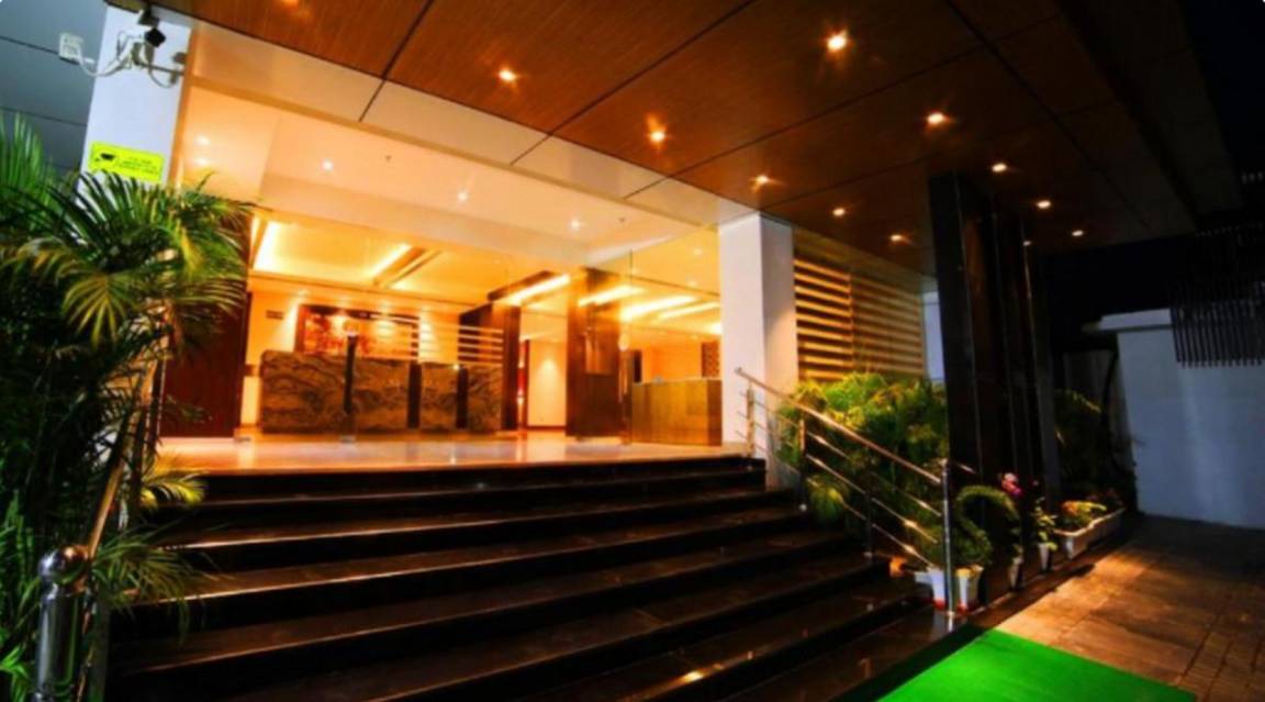 Kakarmatha Hotel | 200 m² Hotel ∙ 3 guests