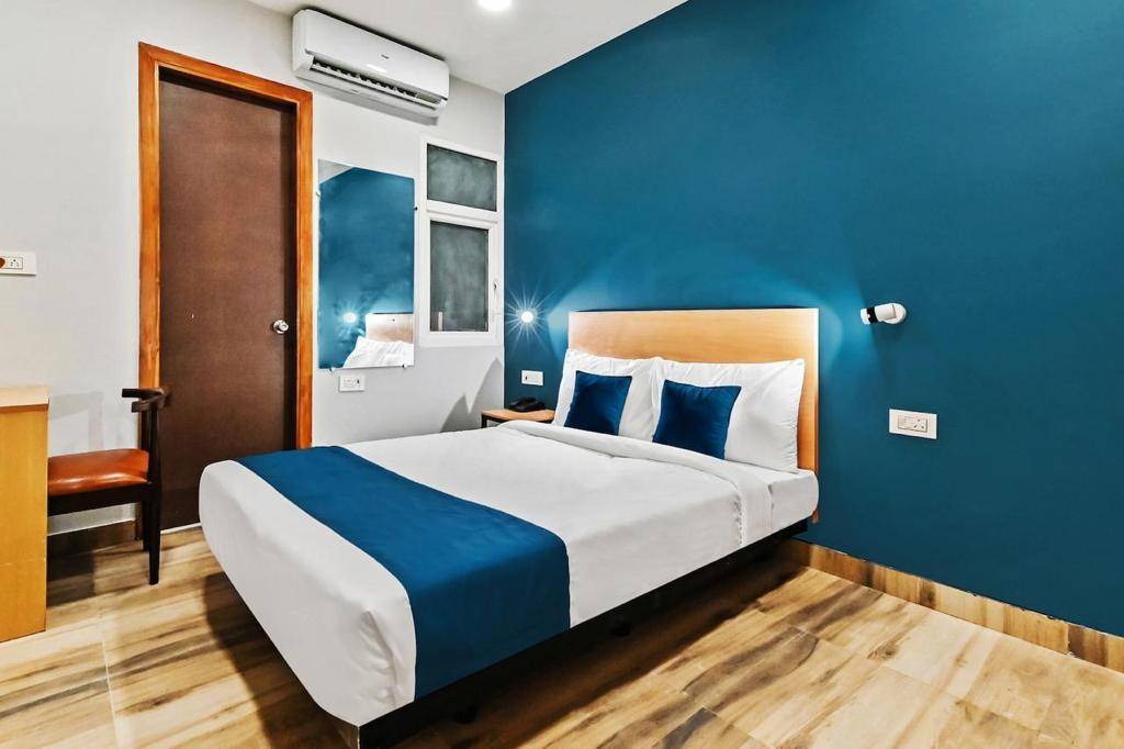 Pashim Vihar Hotel | 210 m² Hotel ∙ 2 guests