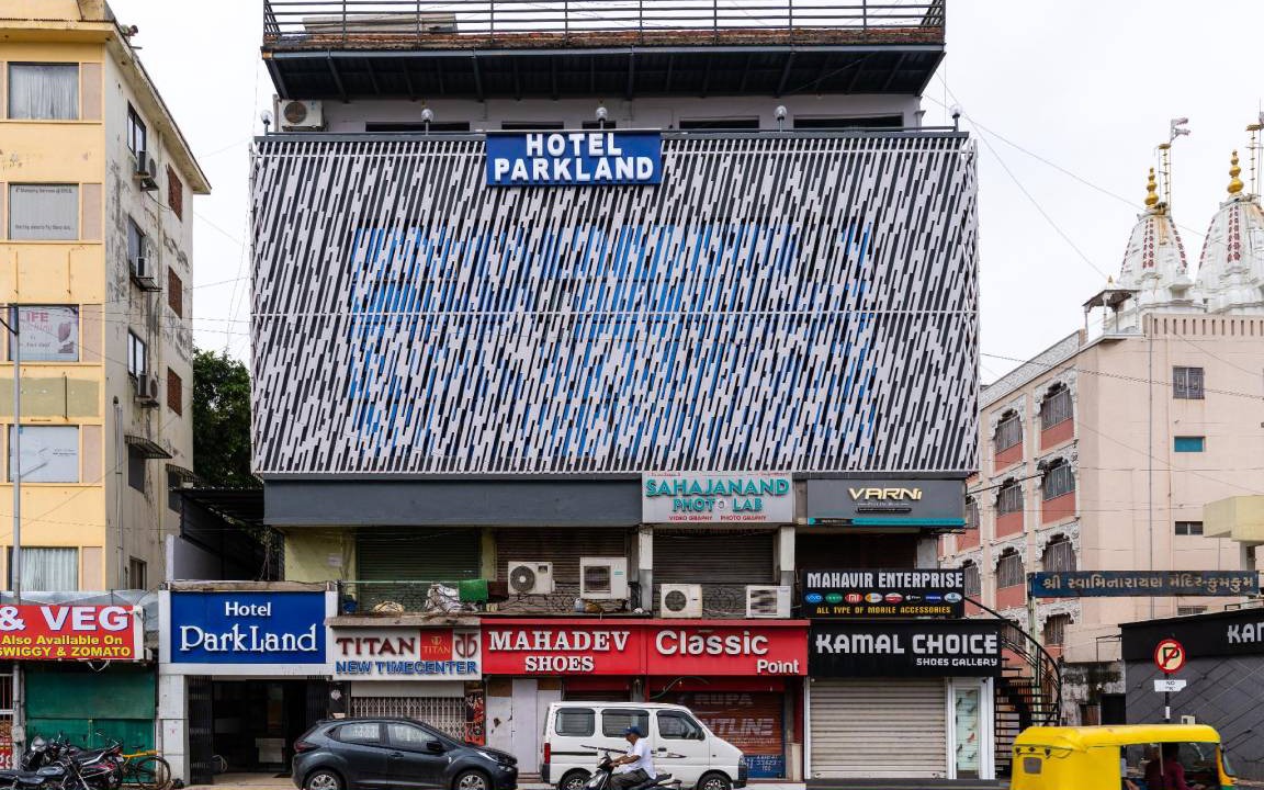 Maninagar Hotel | 210 m² Hotel ∙ 3 guests