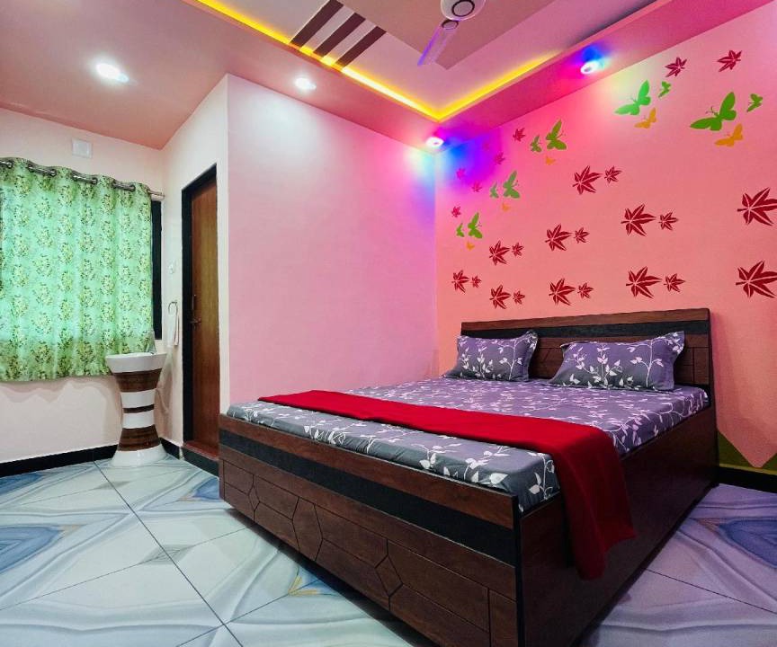 Rajpipla Hotel | 24 m² Hotel ∙ 3 guests