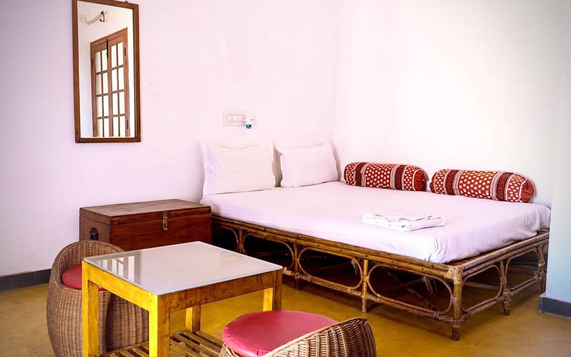 White Town Apartment | 2500 m² Apartment ∙ 4 bedrooms ∙ 2 guests