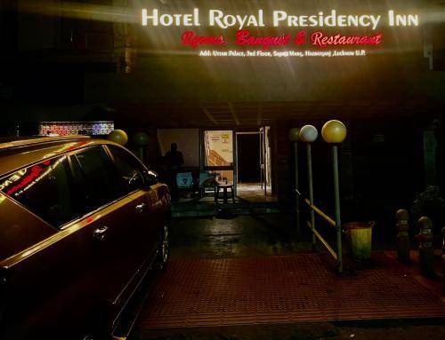 Hazratganj Hotel | 29 m² Hotel ∙ 3 guests