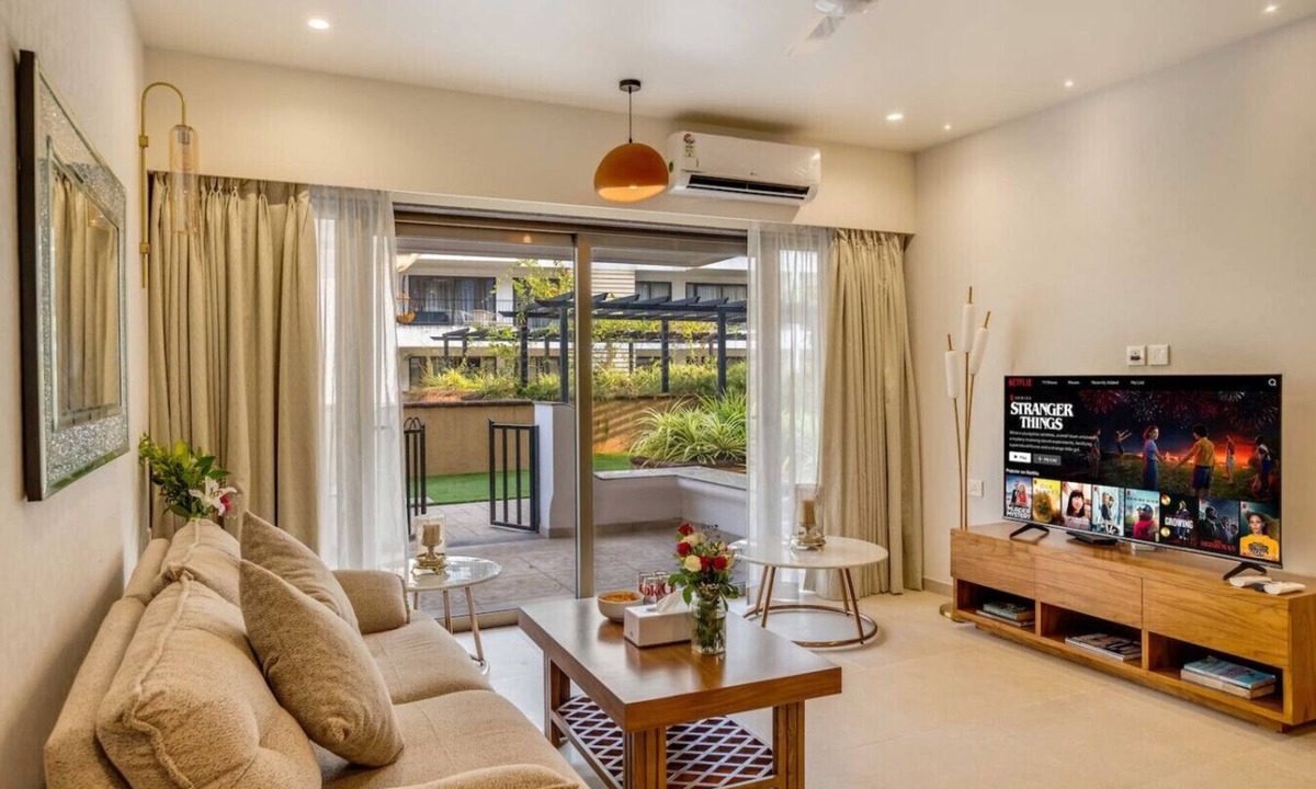 Saunta Vaddo Apartment | 2BR w Pool Sauna 2km to Baga Calangute Beach