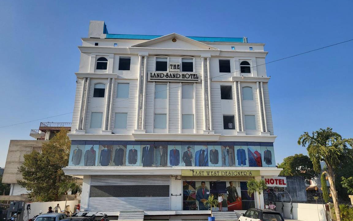 Vaishali Nagar Hotel | 300 m² Hotel ∙ 4 guests