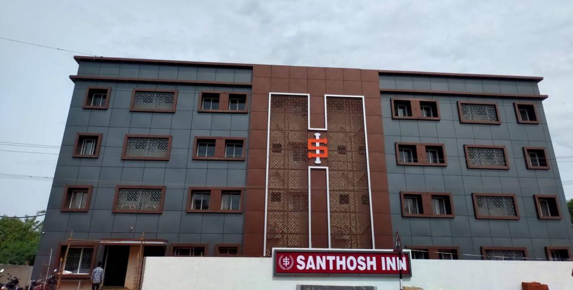 Velankanni Hotel | 300 m² Hotel ∙ 5 guests