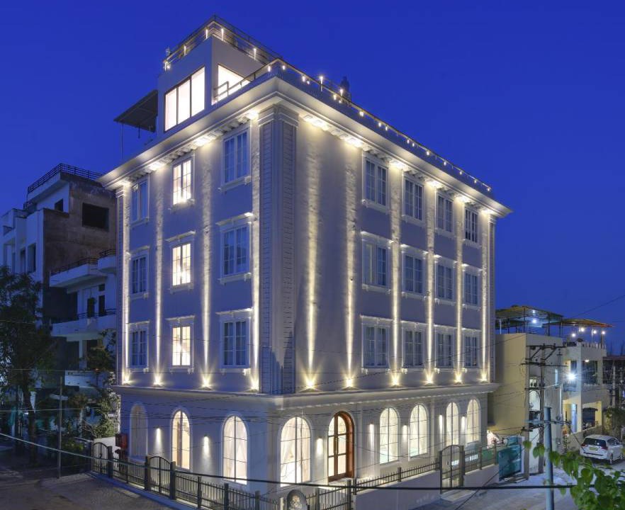 Shavri Colony Hotel | 300 m² Hotel ∙ 2 bedrooms ∙ 3 guests