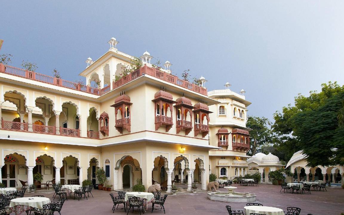 Pink City Hotel | 32 m² Hotel ∙ 3 guests