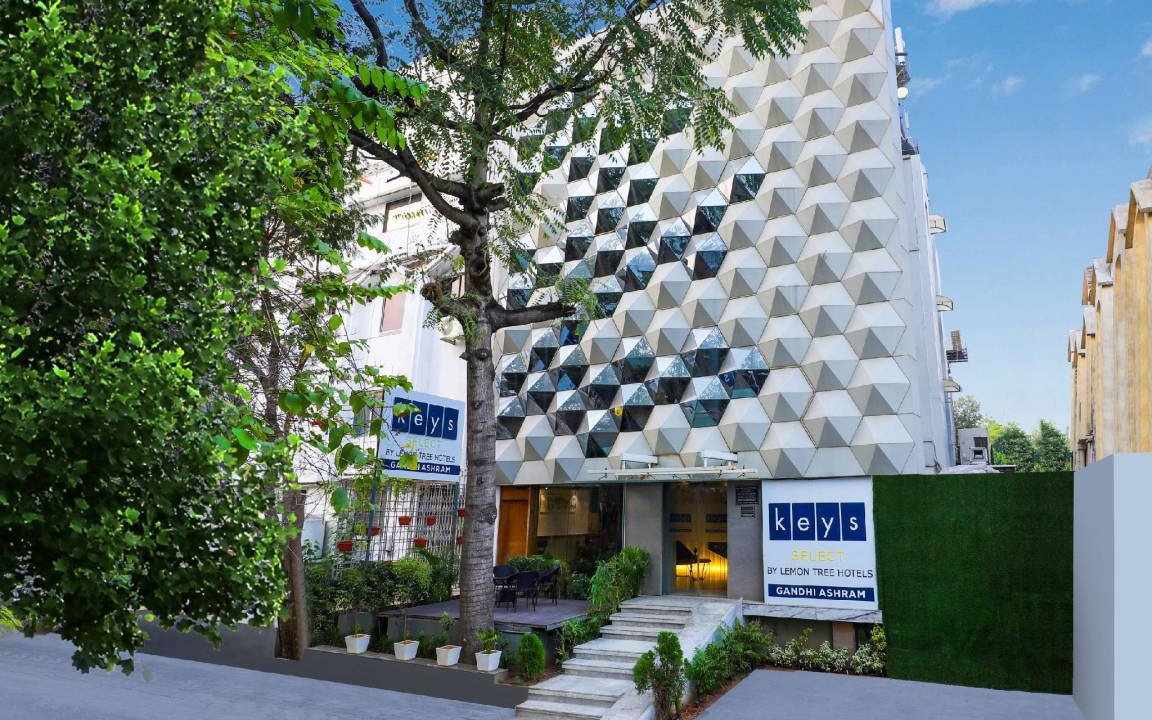 Ahmedabad Hotel | 33 m² Hotel ∙ 127 guests