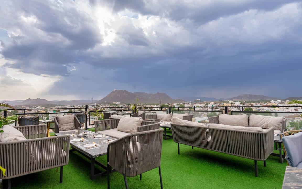 Shavri Colony Hotel | 35 m² Hotel ∙ 2 guests