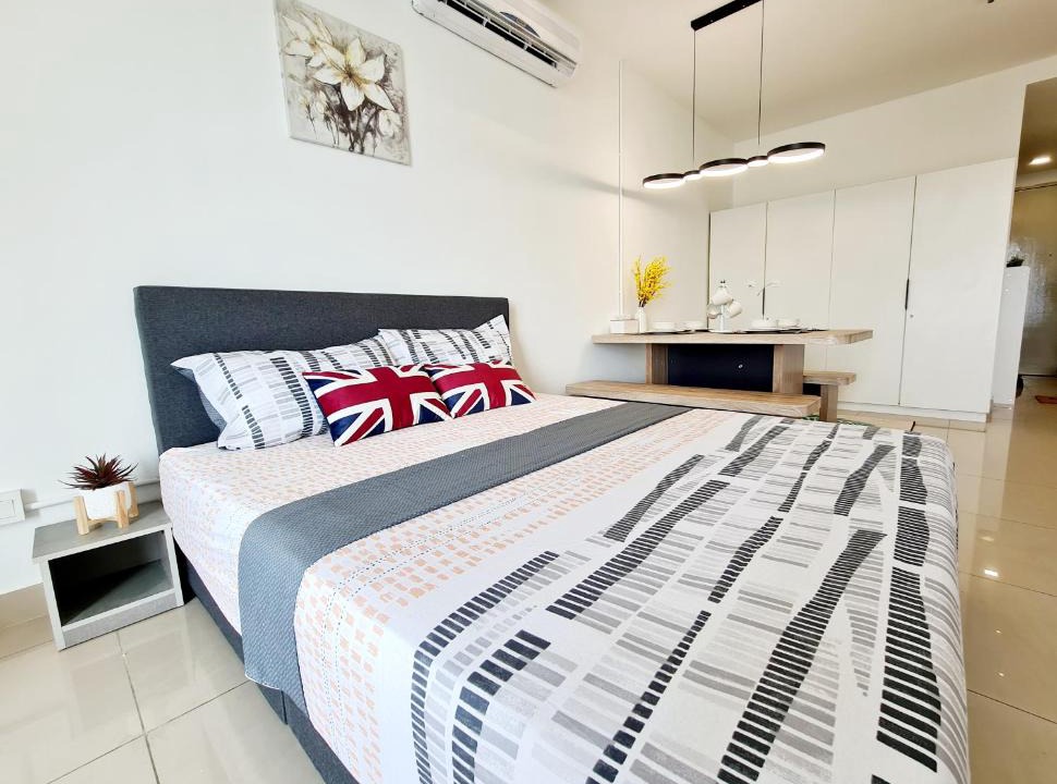 Subang Jaya Apartment | 4 Guest Studio Subang Jaya SS15 Courtyard First Subang LRT SS15 Subang Jaya Medical Center Subang Parade Nu Empire Subang Inti College Taylors College