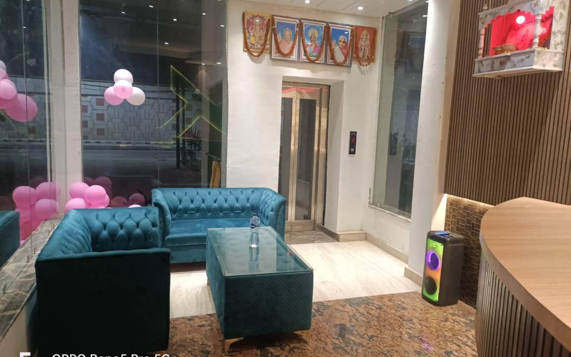 Sultanpur Hotel | 43 m² Hotel ∙ 6 guests