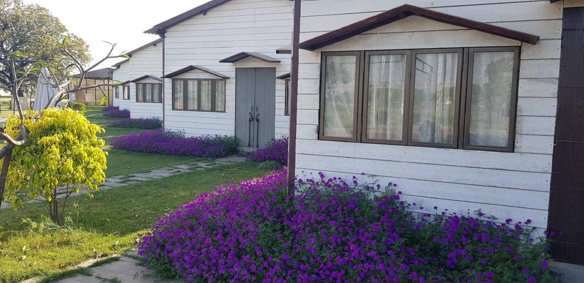 Phulpur Resort | 44 m² Resort ∙ 5 bedrooms ∙ 6 guests