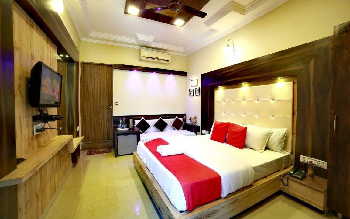 Mount Abu House | 500 m² House ∙ 8 bedrooms ∙ 16 guests