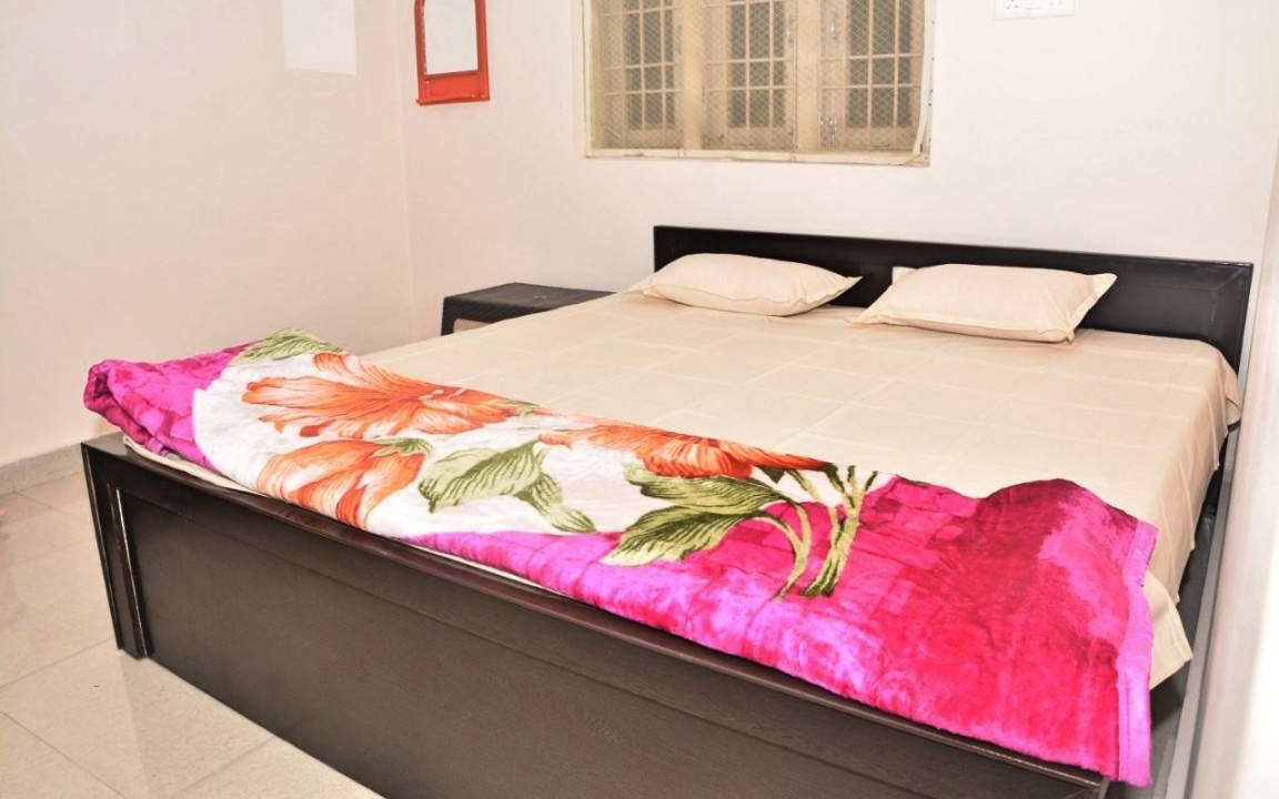 Jagdalpur House | 70 m² House ∙ 1 bedroom ∙ 12 guests