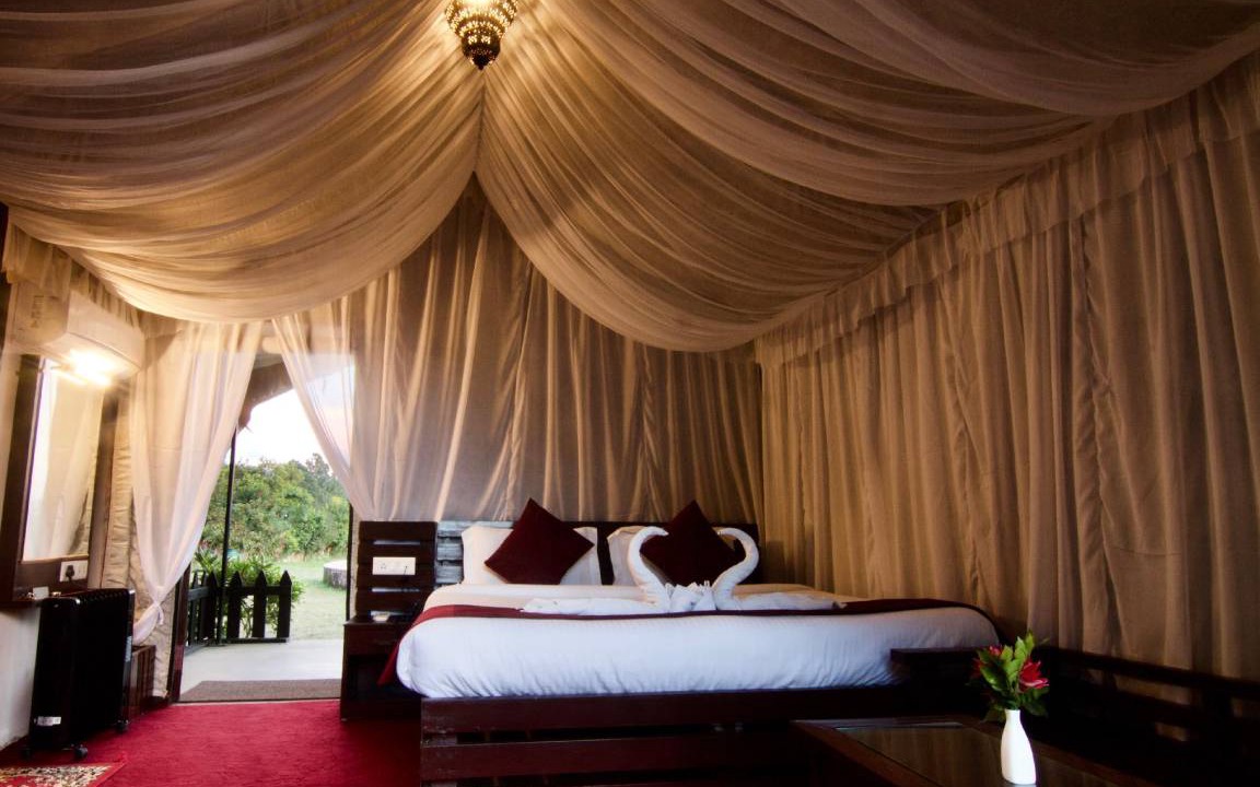 Lansdowne Hotel | 700 m² Hotel ∙ 6 guests