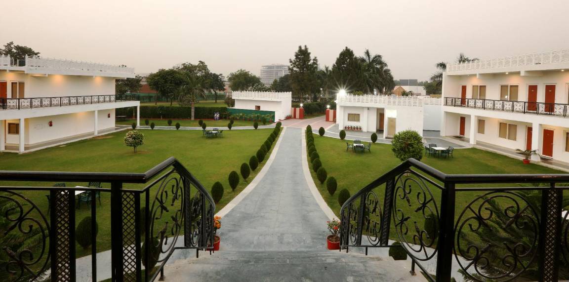 Gurugram Resort | 74 m² Resort ∙ 127 guests