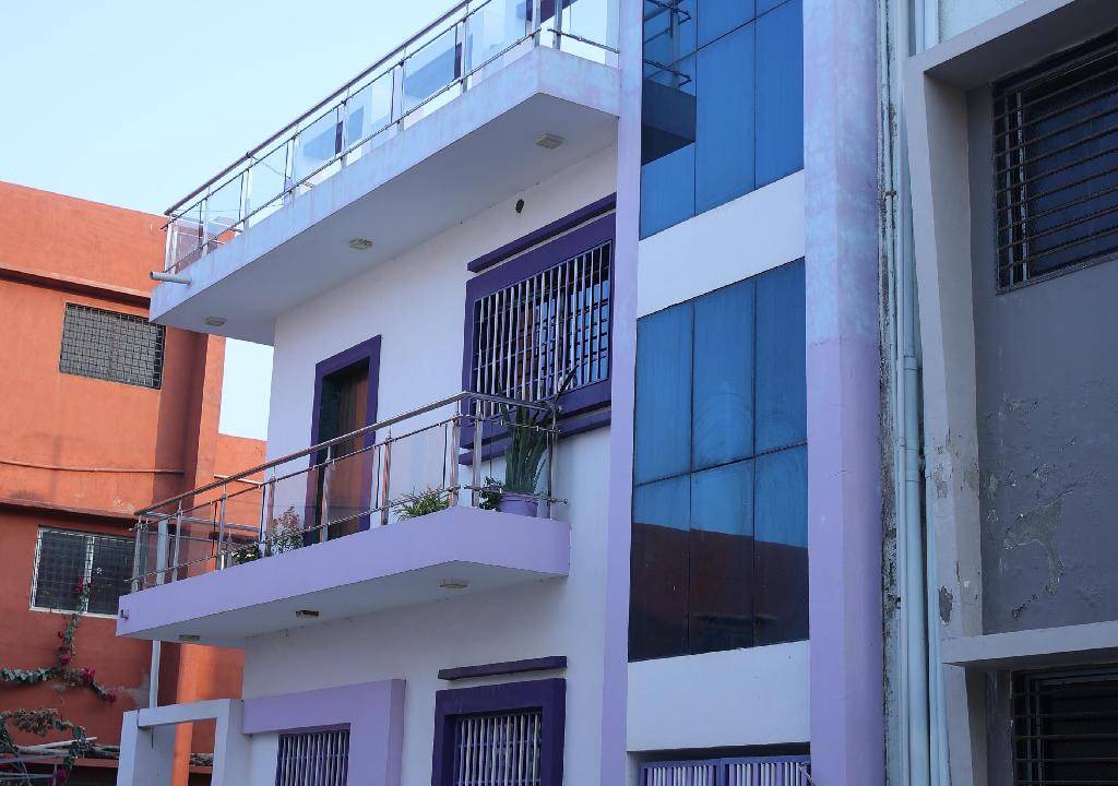 Dwarka House | 750 m² Bungalow ∙ 9 guests