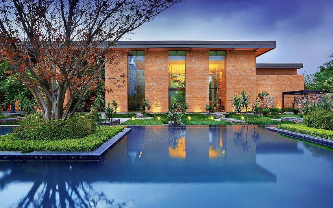 Gurugram Resort | 83 m² Resort ∙ 127 guests