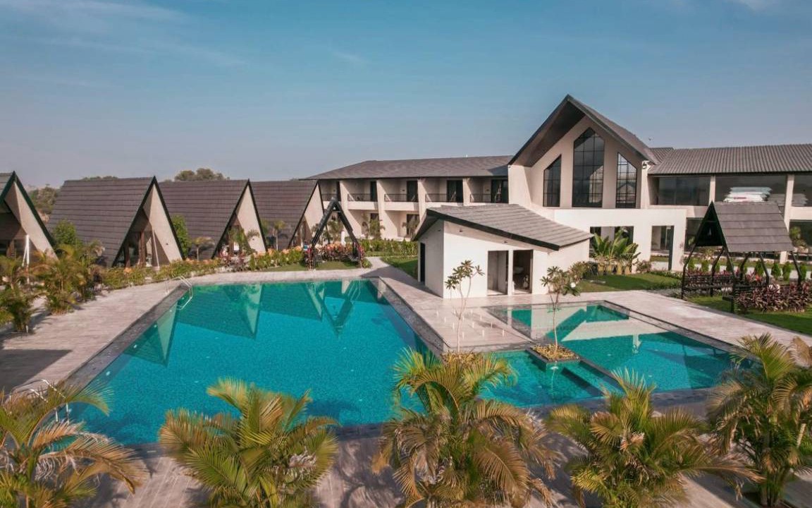Rajpipla Bed & Breakfast | 93 m² Bed and breakfast ∙ 127 guests