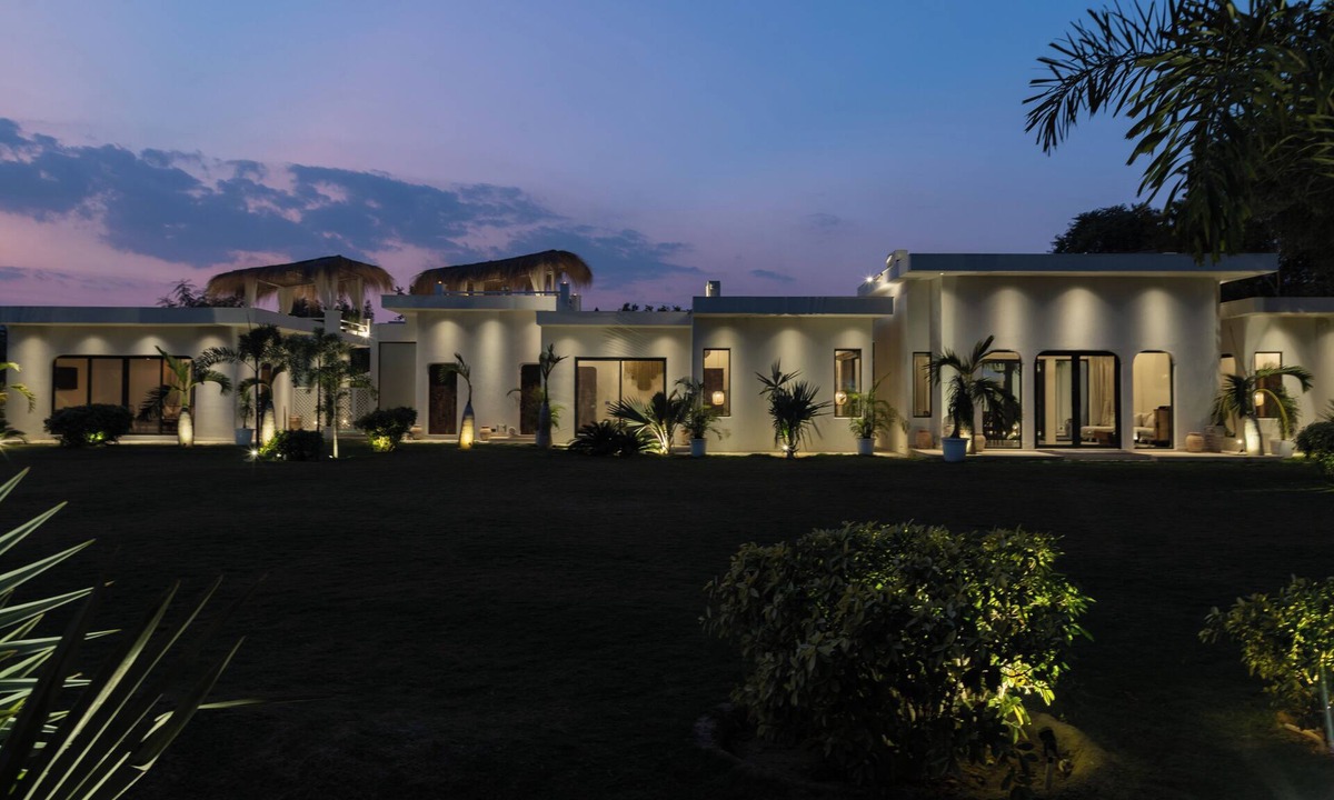 Sanganer Hotel | A 7- Room Villa Boutique Retreat With Ceremonial Amenities.