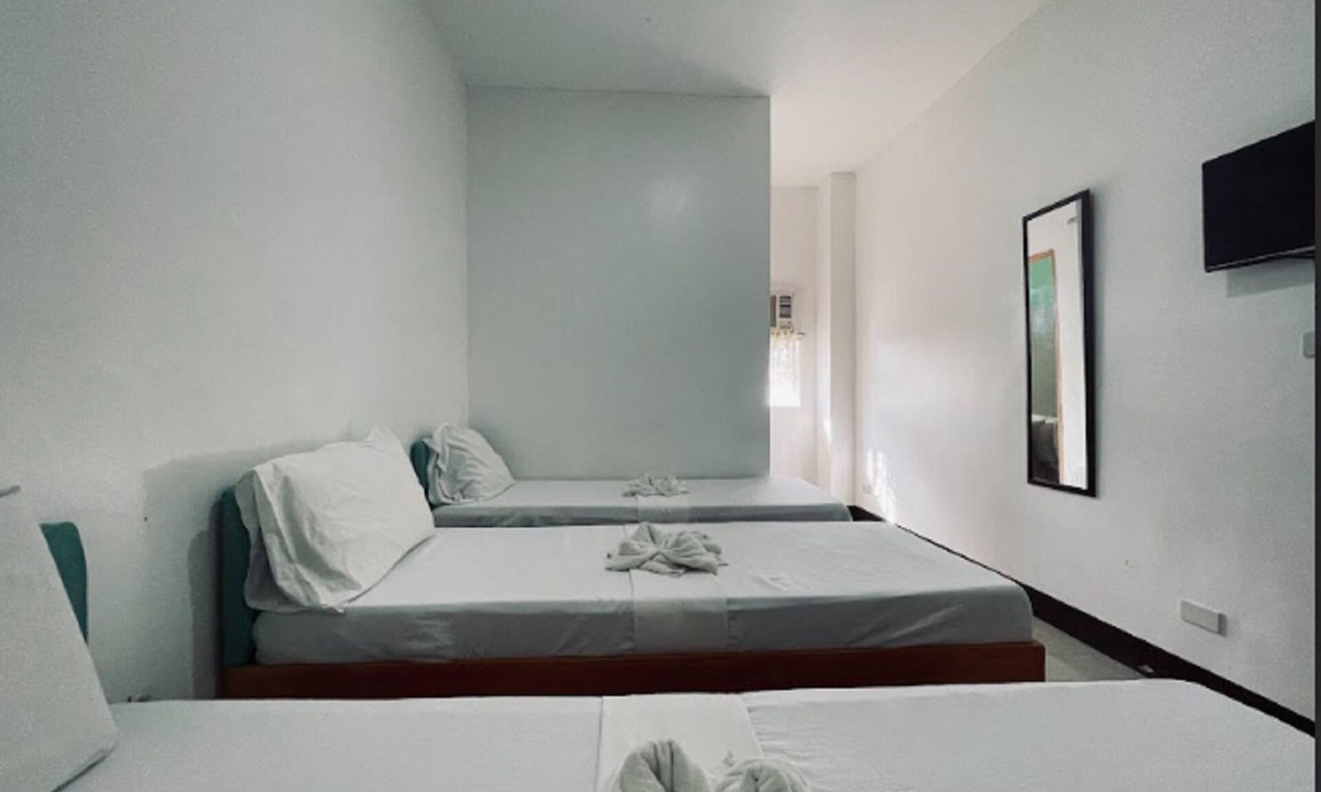 Legazpi Hotel | A and A Bed & Breakfast Inn powered by Cocotel