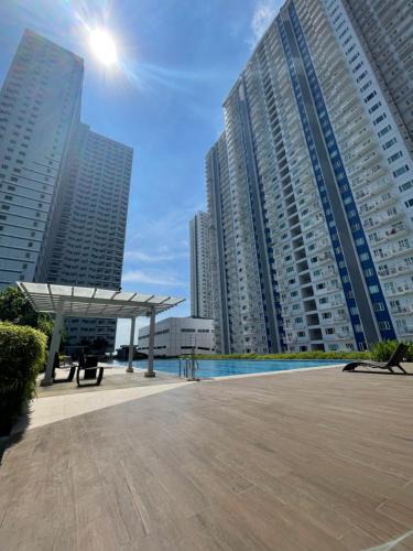 Santo Cristo Apartment | A Premium Condominium in a Prime Location connected to SM North EDSA Mall and walking distance to Solaire Resort and Casino and Trinoma Mall in Quezon City