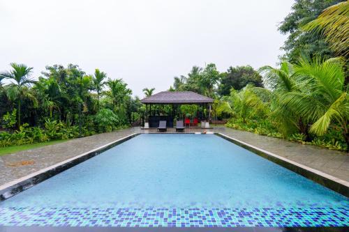 Karjat Villa | AARAA VILAS 4-BHK Luxury Pool Villa with Home Theatre, Sports Court & Panoramic Hill Views