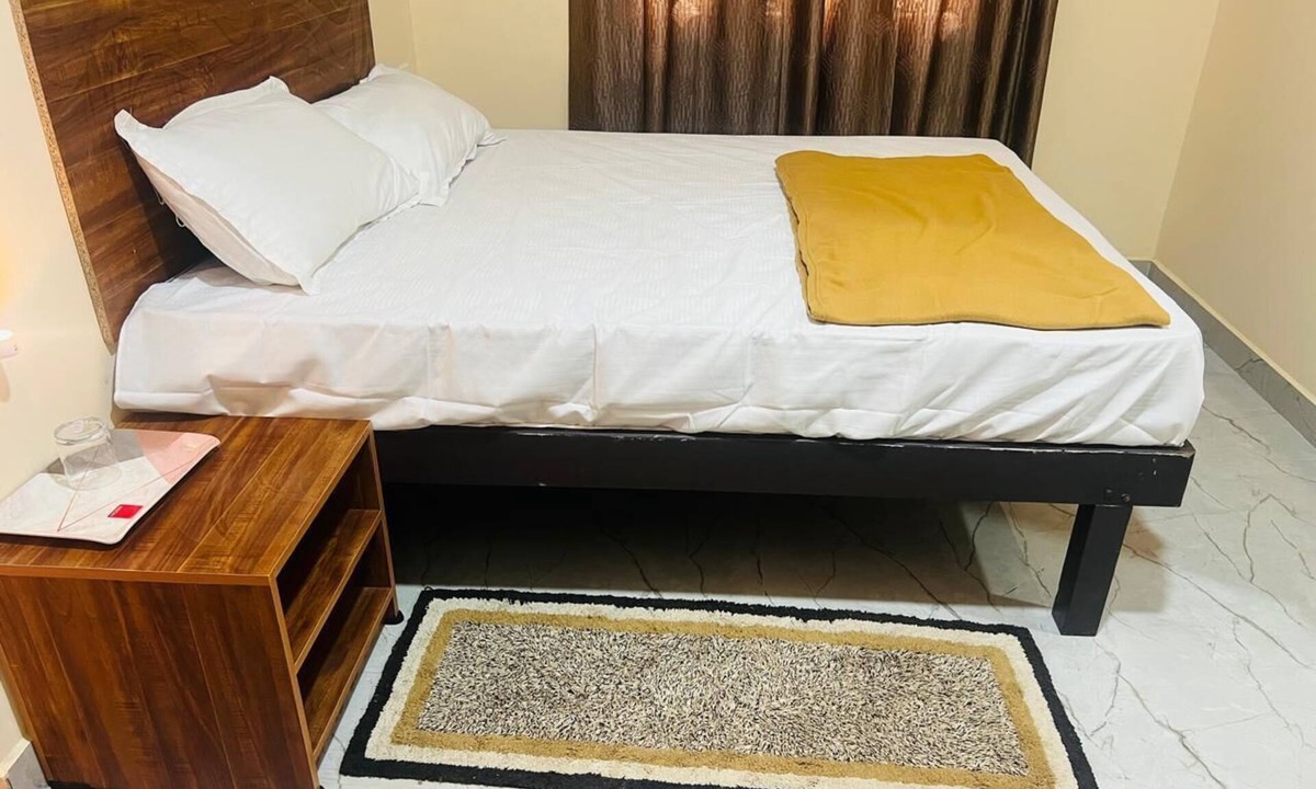 Mayiladuthurai Hotel | Aashira Residency