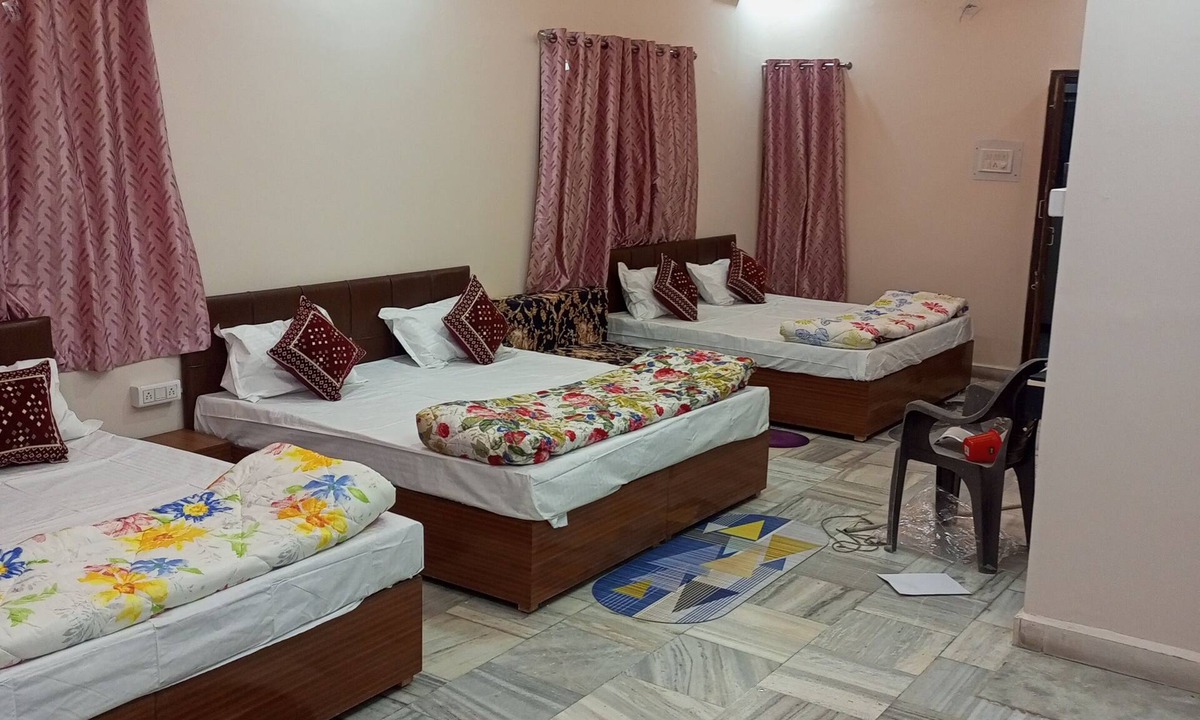 Ujjain Bed & Breakfast | Aashirwad Residency @ Home Stay/Bed & Breakfast Unit of MP Tourism Board