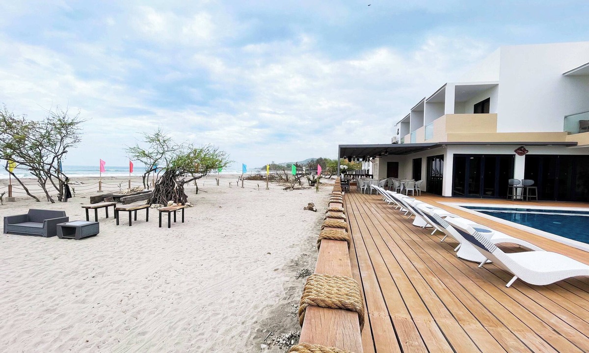 Bacnotan Hotel | Aberry Shore Resort Hotel La Union